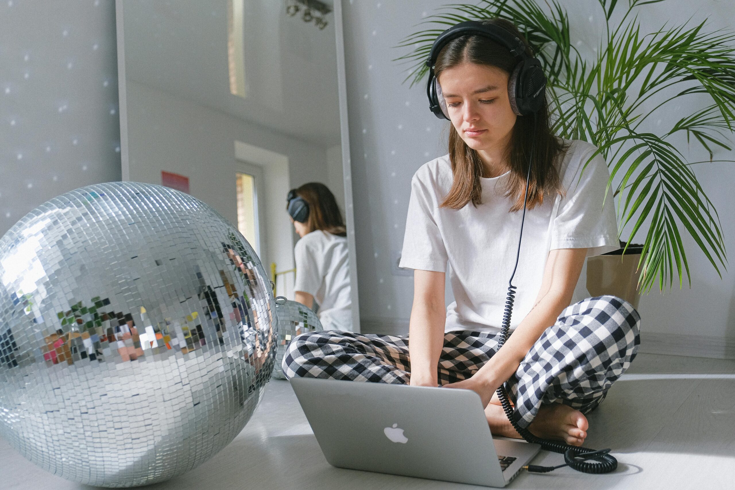 Making Your Online Apparel Store More Accessible 