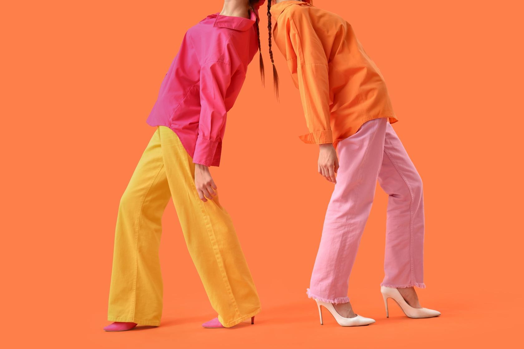 Os benefícios da collab entre marcas de moda e como fazer do jeito certo